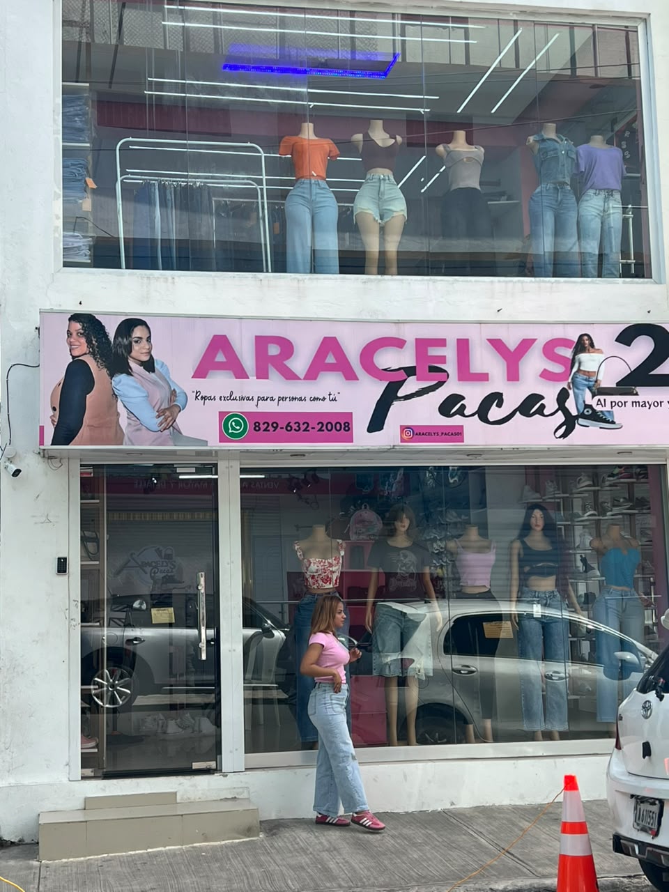 Fachada de la tienda Aracelys Pacas